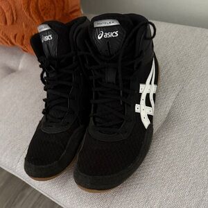 ASICS Matflex Black and White Wrestling Shoes